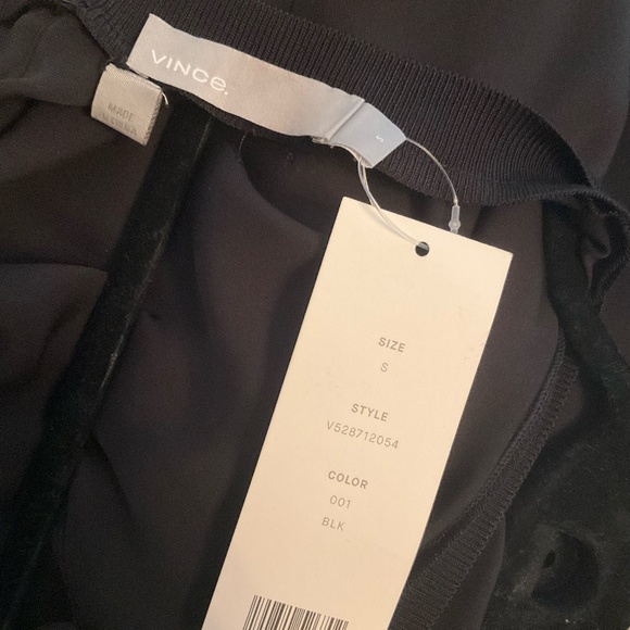 Vince Silk blouse - BNWT - Small - Picture 4 of 5